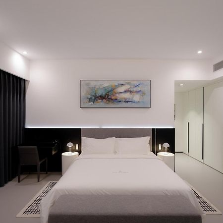 One Riviera Hotel And Residences Ban Souanmone Buitenkant foto