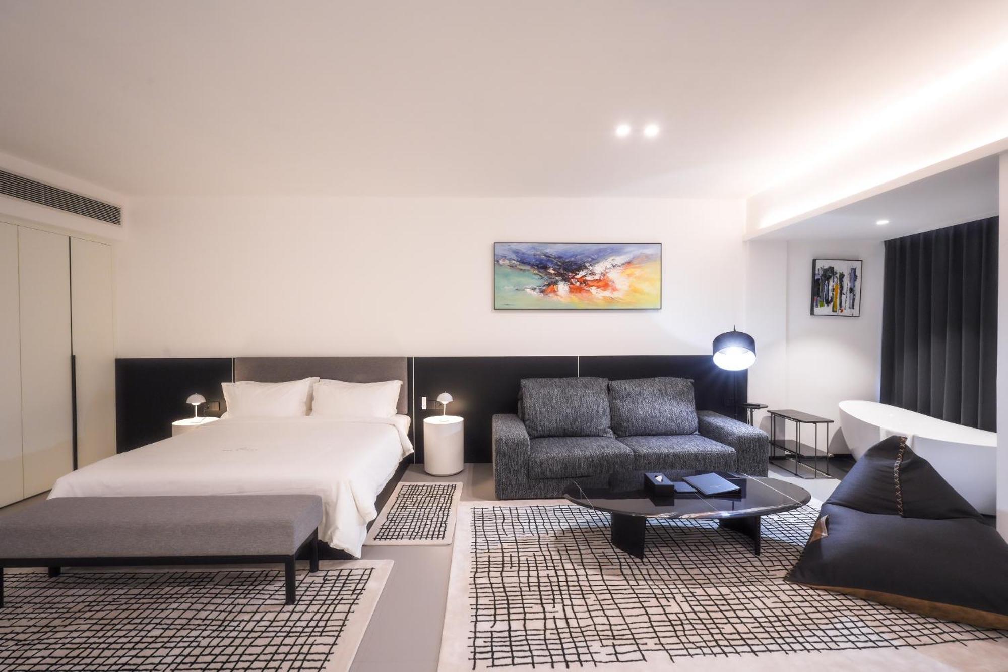 One Riviera Hotel And Residences Ban Souanmone Buitenkant foto