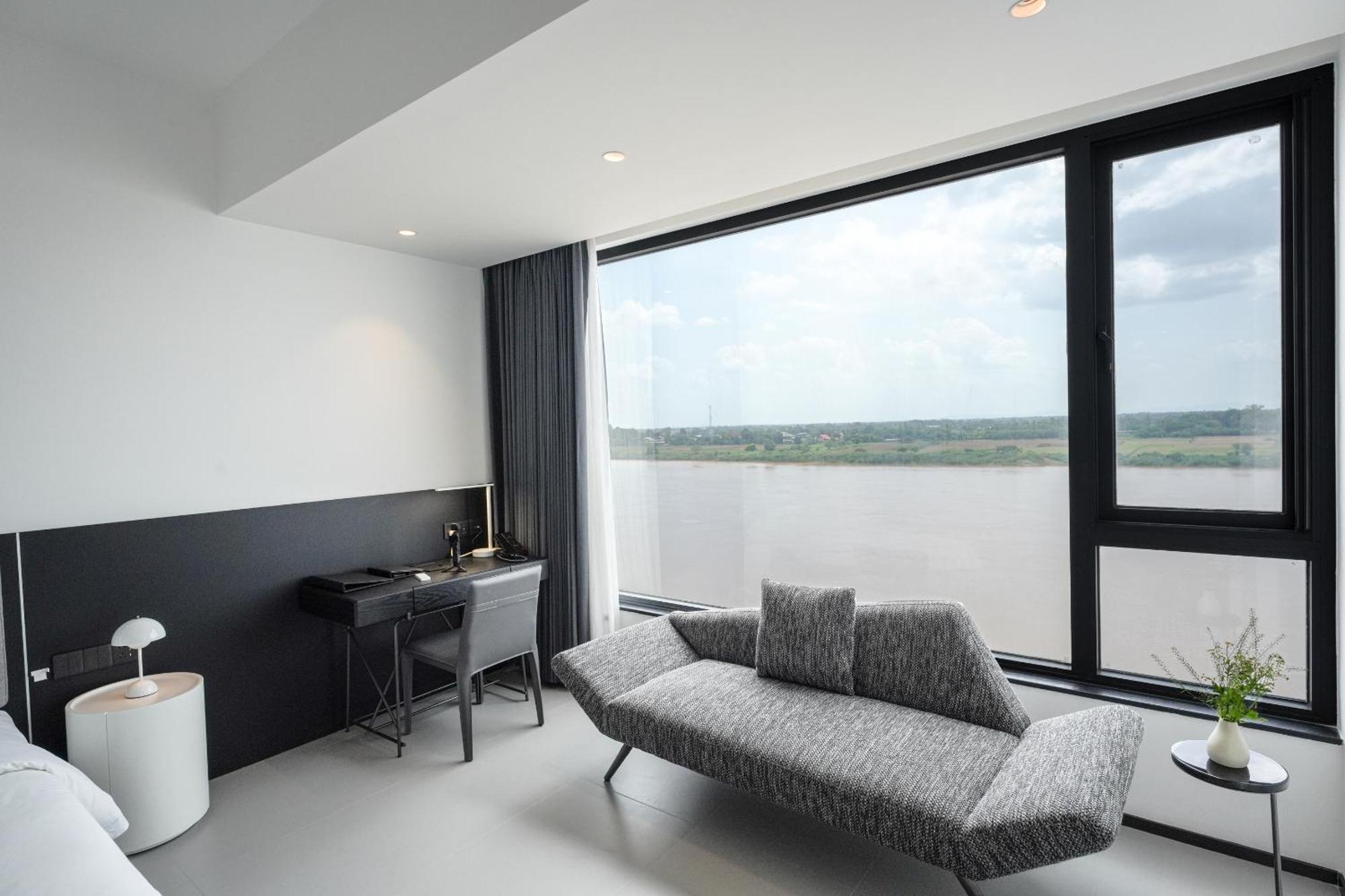 One Riviera Hotel And Residences Ban Souanmone Buitenkant foto