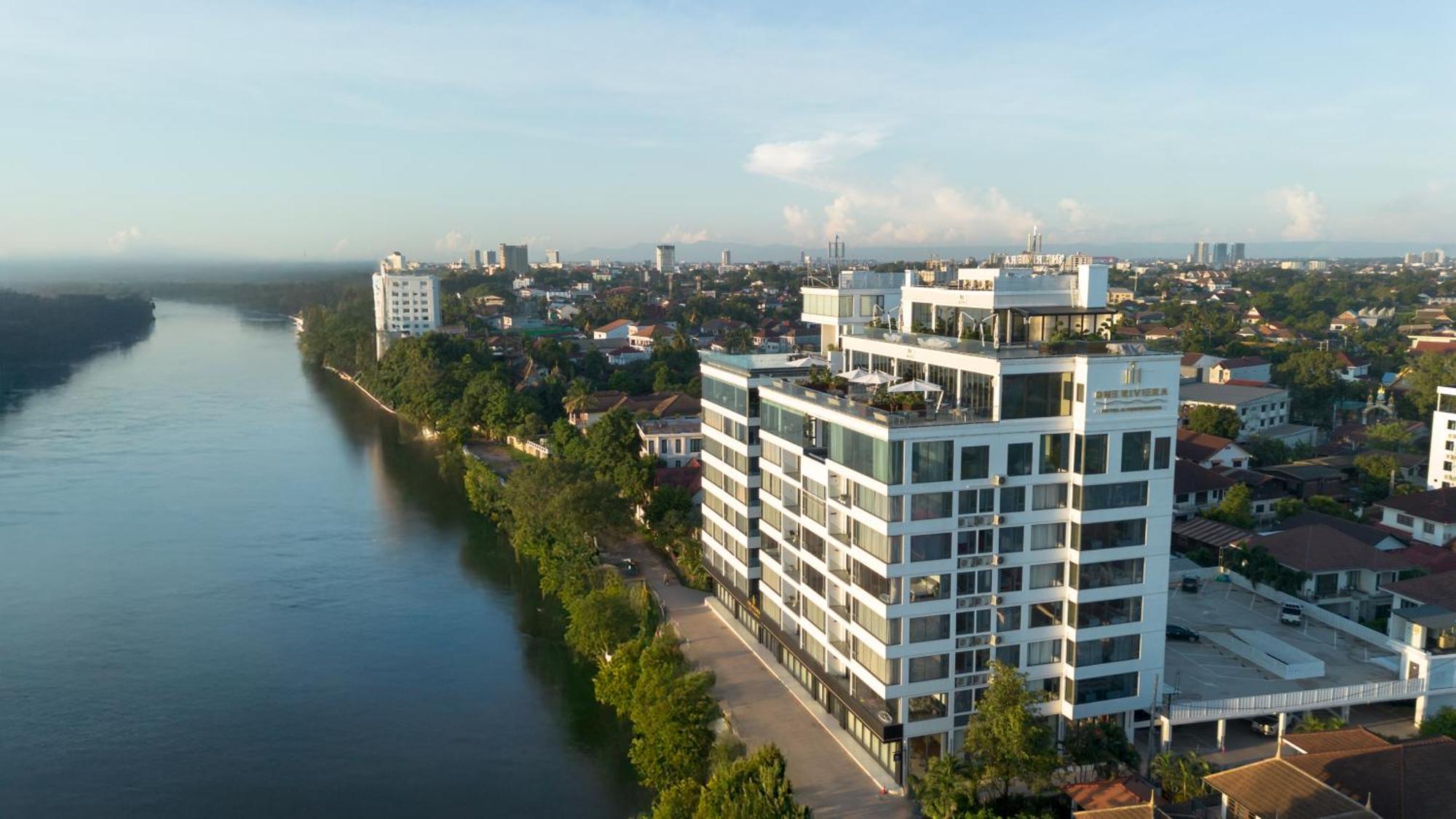 One Riviera Hotel And Residences Ban Souanmone Buitenkant foto